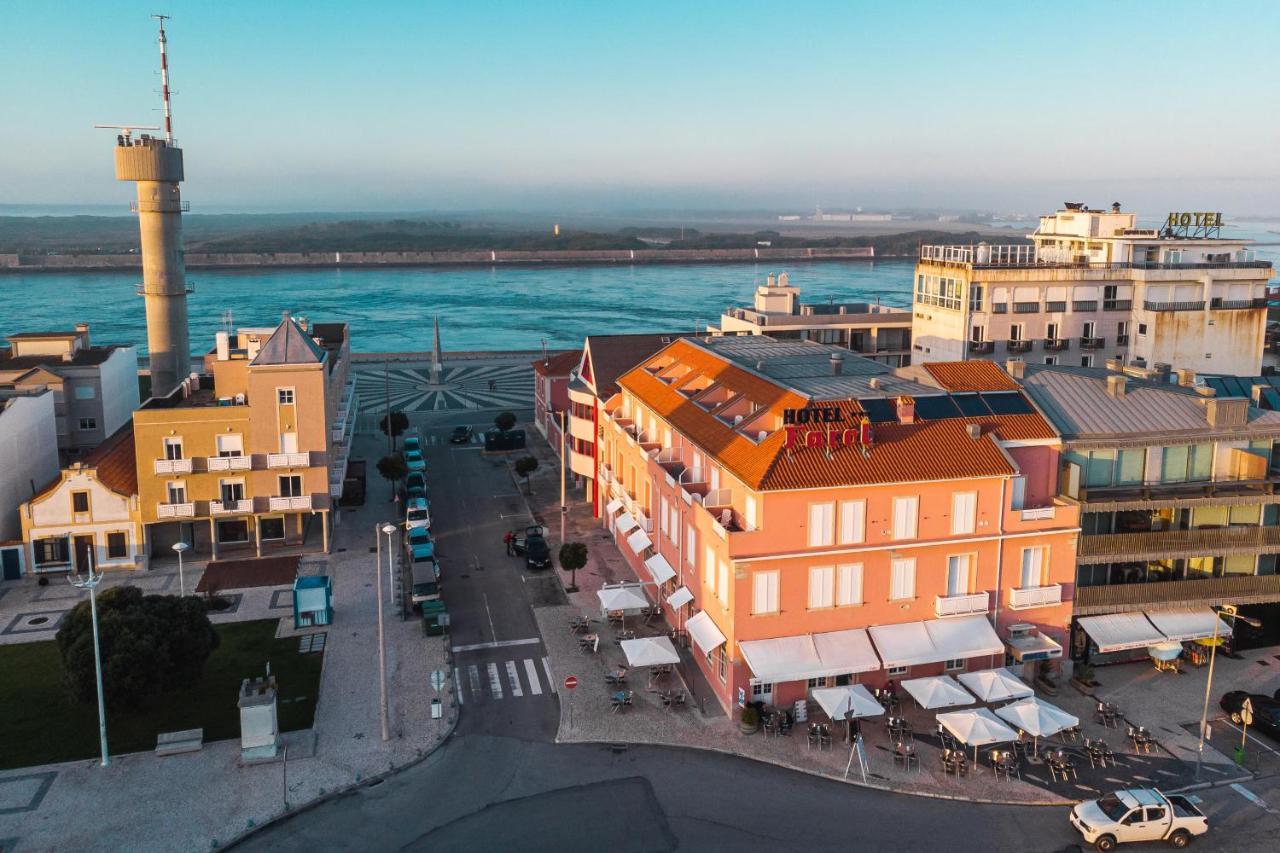 Hotel Farol กาฟันญา ดา นาซาเร ภายนอก รูปภาพ