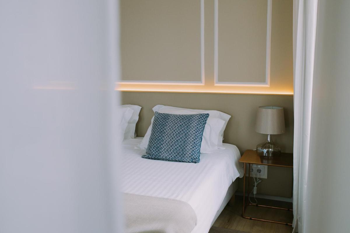 Hotel Farol กาฟันญา ดา นาซาเร ภายนอก รูปภาพ